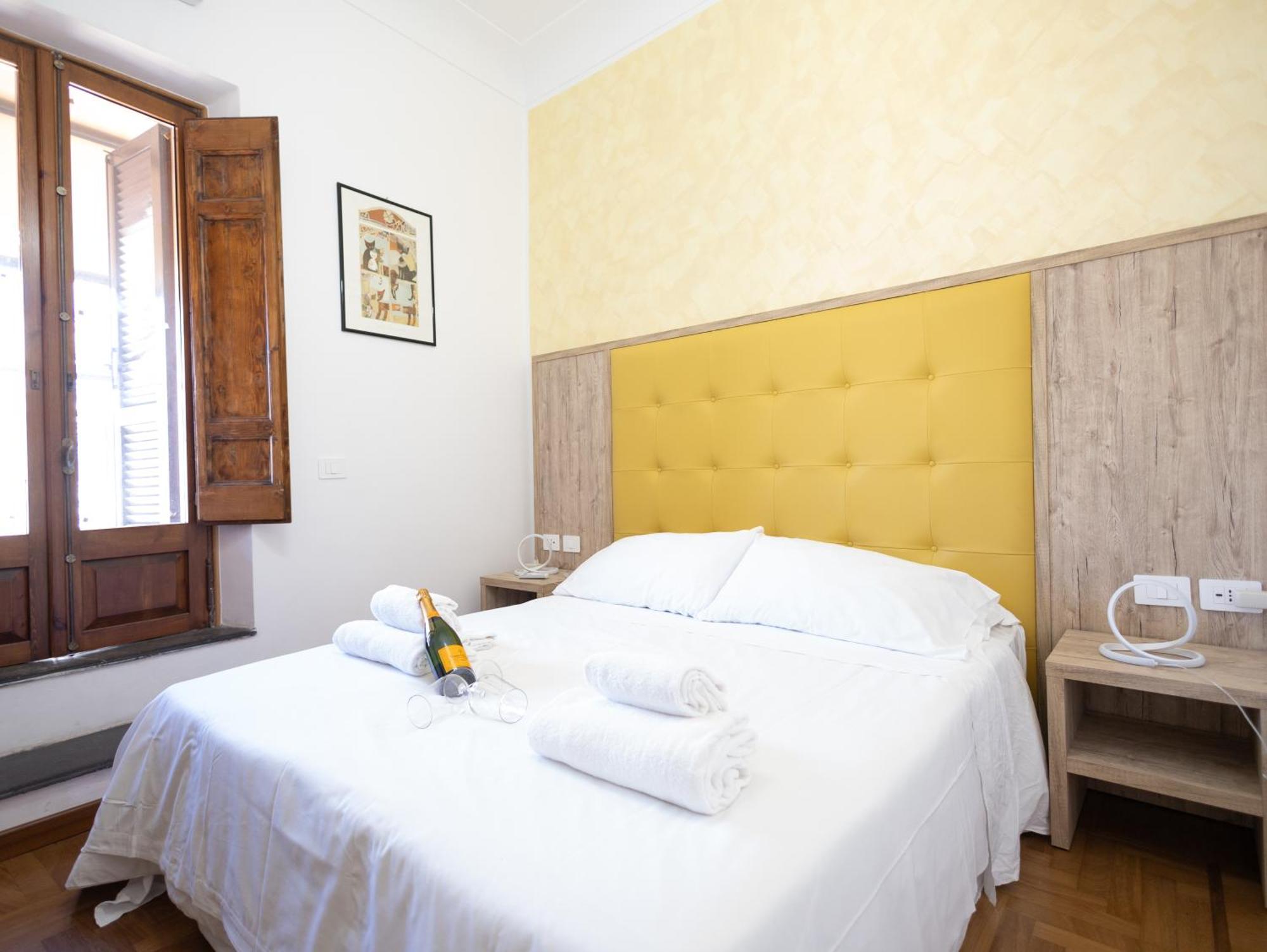Romerooms Condotti Roma Exterior foto